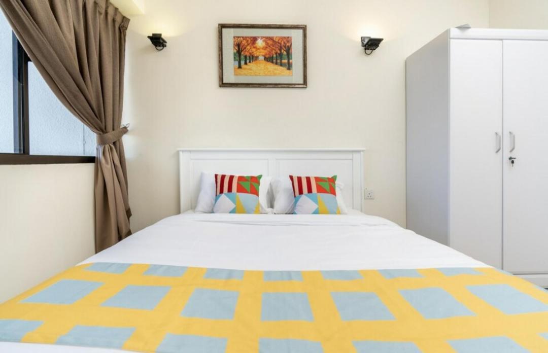 Executives Pantai Seaview Batu Ferringhi 2704 - 2 Bedrooms Ngoại thất bức ảnh
